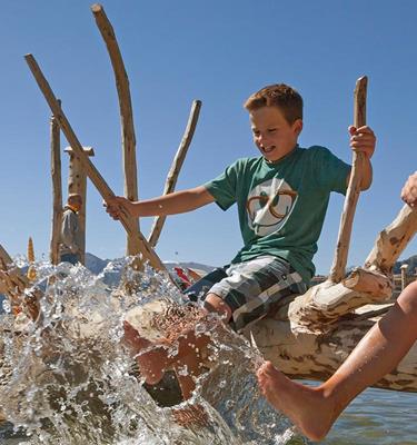 Wasser & Kinderspielplatz - Familienhotel Südtirol Watles