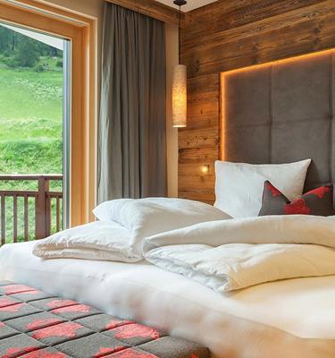 Panoramahotel Südtirol - Hotel Waltes Zimmer: Blick über die Alpen