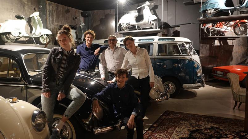 Familie Ziernheld im 4 Sterne Hotel Südtirol dem Hotel Watles in Mals Vinschgau, mit Ihrer Oldtimer Sammlung